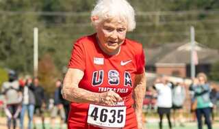 105-year-old Julia Hawkins sets world record for sprinting 100m but she is unsatisfied, here's why