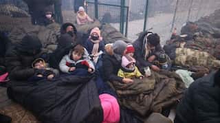 Poland to build a wall, as migrant crisis escalates at Belarus-Poland border