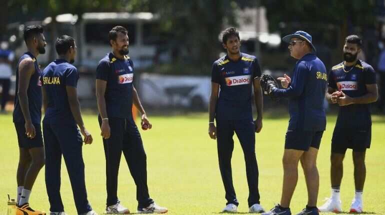 Sri Lanka cricketers write emotional messages for outgoing coach Mickey Arthur