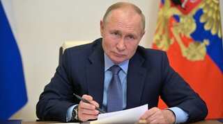 Provocative manoeuvres of West escalating Ukraine conflict, says Vladimir Putin