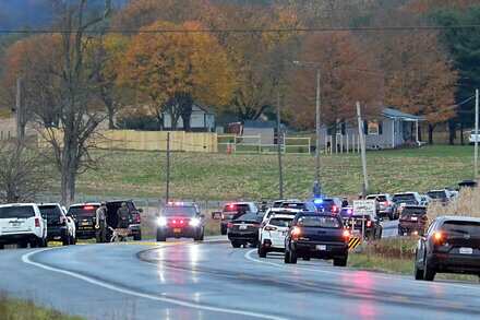 Search for abducted children leads to traffic stop, gunshots and 4 dead