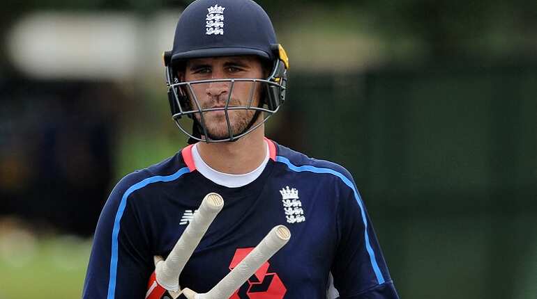 Alex Hales apologises for wearing blackface, days after denying 'racial connotation' behind dog's name