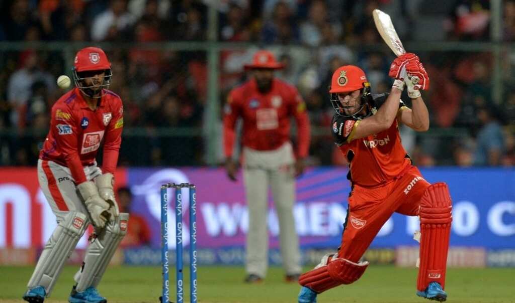 RCB legend AB de Villers gives cheeky response to people offering him apartments to live in India