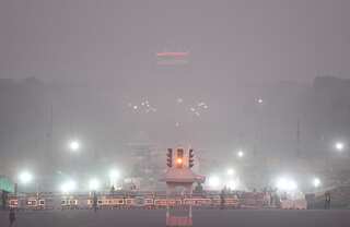 Delhi to reopen schools, offices on Nov 29 as air quality improves marginally