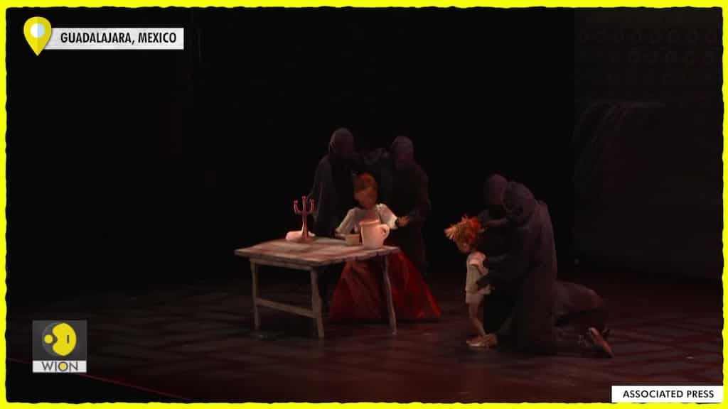 Mexico's fairytale puppet show returns to the stage