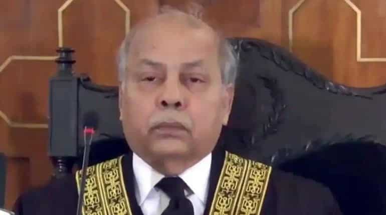 Army colonels, majors are acting like kings, says chief justice of Pakistan  