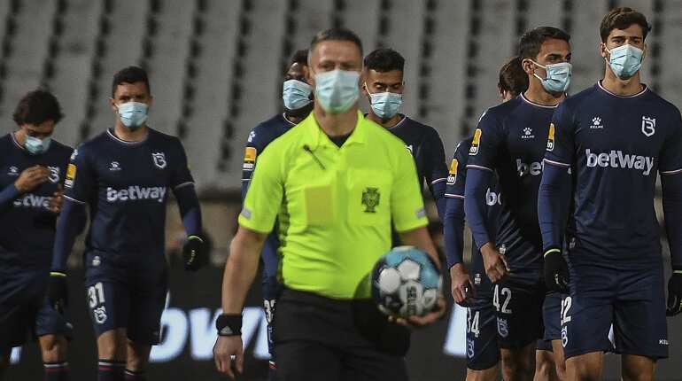 Omicron hits Portugal as 13 members of Lisbon football club Belenenses SAD test positive
