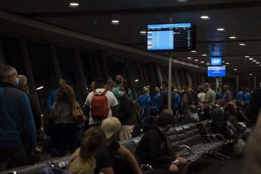 Netherlands-SA flight: Omicron cases rise; couple caught fleeing quarantine Netherlands-SA flight: Omicron cases rise; couple caught fleeing quarantine