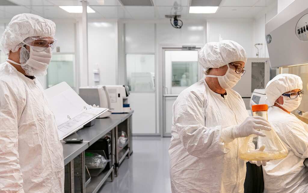 Morning news brief: First US case of Omicron, Peng Shuai sexual assault row and more