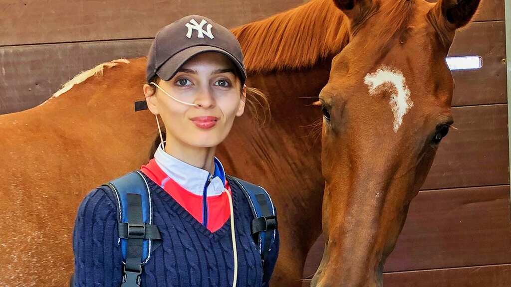 20-year-old Evie Toombes, who sued mom's doctor for allowing her to be born, wins millions