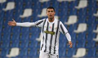 Juventus say prosecutors examining terms of sale of Cristiano Ronaldo to Manchester United