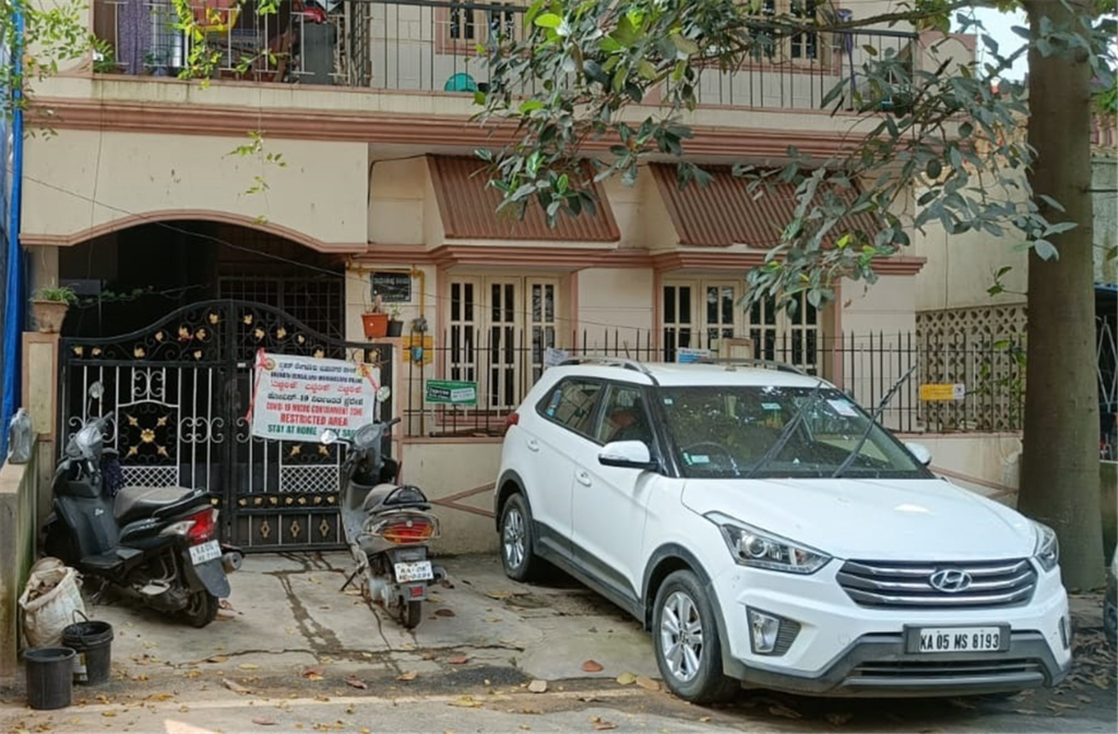 Karnataka govt orders probe into test reports of Omicron-infected foreigner that allowed him to leave India