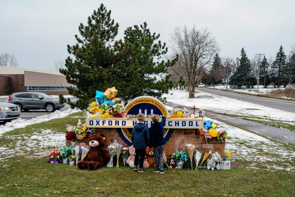 Michigan shooting suspect’s parents charged with involuntary manslaughter
