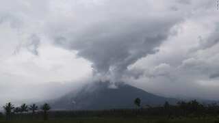 Rescue missions hampered as Indonesia's Mount Semeru erupts again