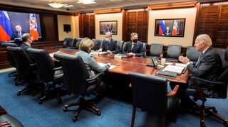 Ukraine failed to comply with the Minsk agreements: Putin informs Biden