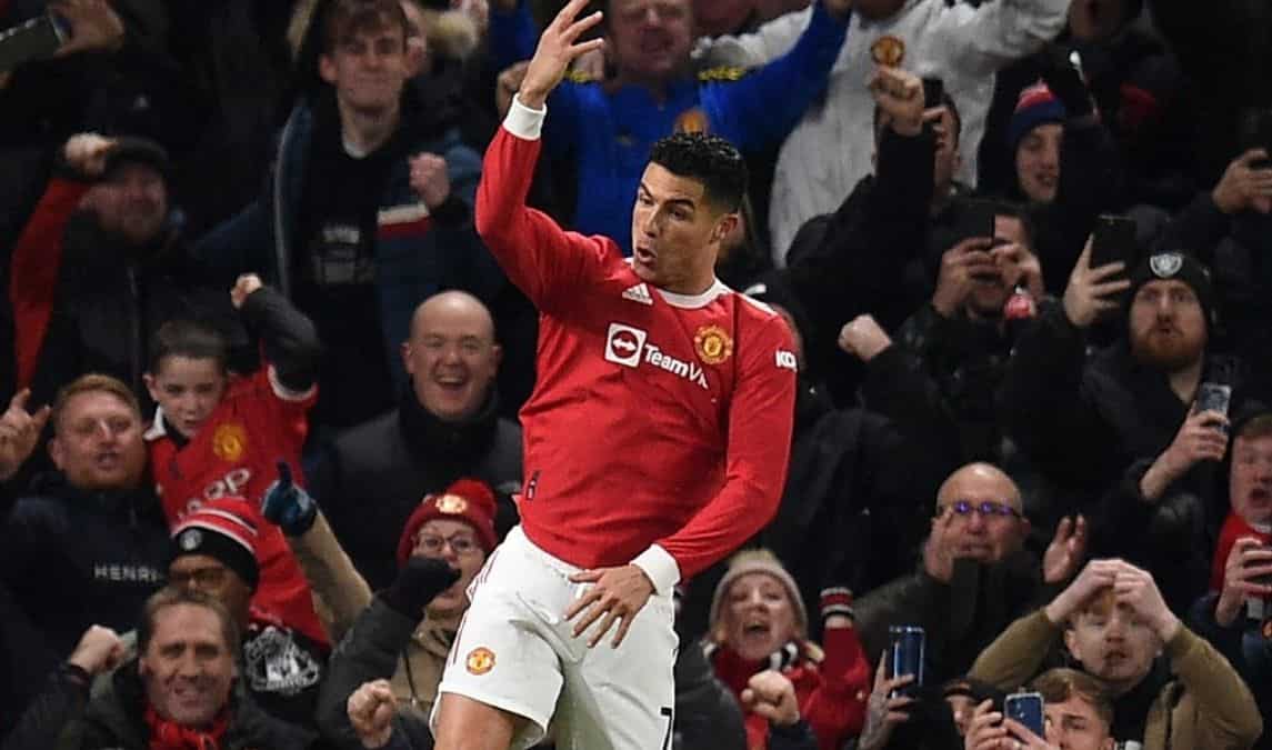 Cristiano Ronaldo- 801 goals