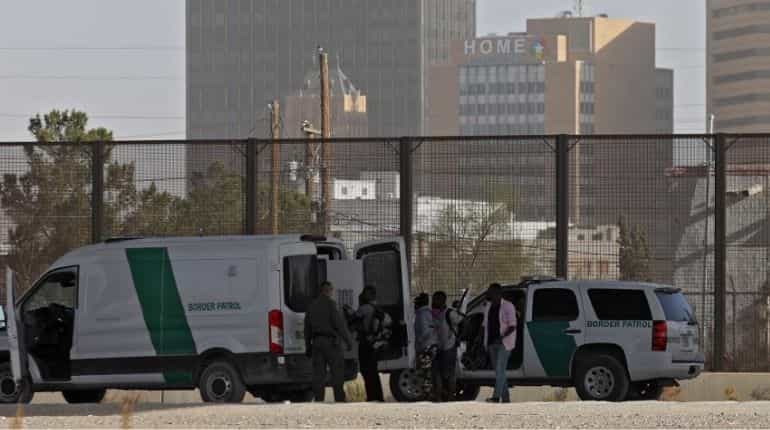 'Remain in Mexico': US sends back two Mexican migrants under controversial Trump-era policy