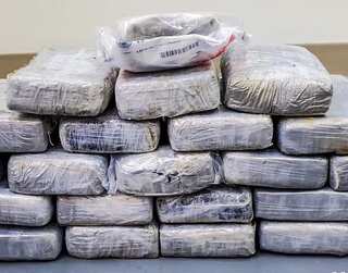 Beachgoer finds cocaine worth $1 million USD floating at sea off Florida Keys