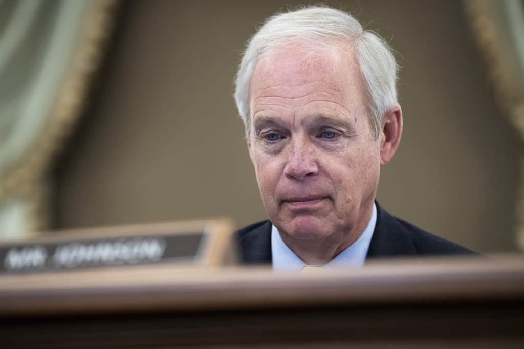 US Senator and Trump's close ally says mouthwash can help prevent Covid; Listerine denies claims
