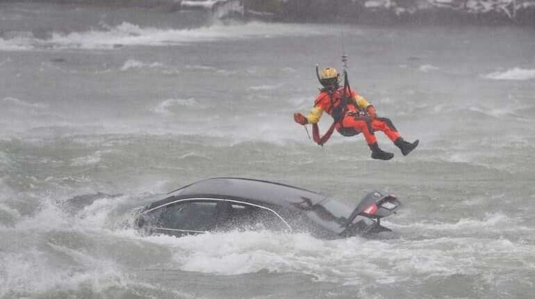 Intentional? US rescuers pull out woman’s body after car plunges into Niagara river