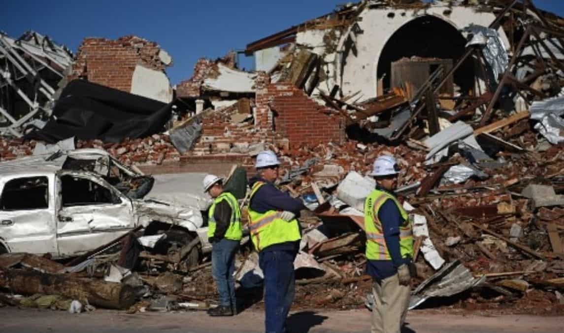 US: 'Our morgues aren't big enough,' says Kentucky governor as death toll rises after powerful tornadoes US: 'Our morgues aren't big enough,' says Kentucky governor as death toll rises after powerful tornadoes