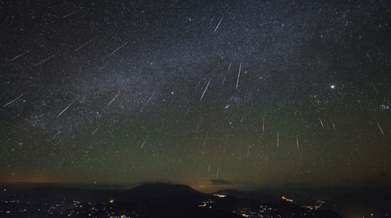 Tonight, tomorrow...Resplendent Geminid meteor shower to light up the skies Tonight, tomorrow...Resplendent Geminid meteor shower to light up the skies
