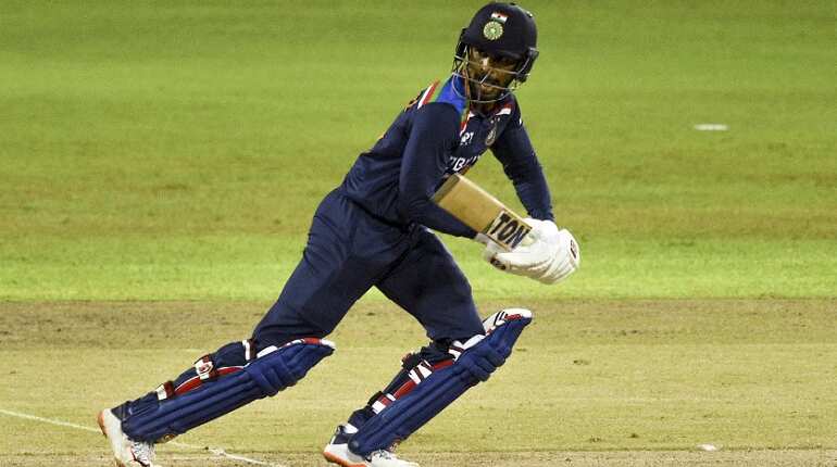 'Ruturaj Gaikwad is not 18-19': Dilip Vengsarkar bats for CSK star's selection in ODI squad for SA tour 'Ruturaj Gaikwad is not 18-19': Dilip Vengsarkar bats for CSK star's selection in ODI squad for SA tour