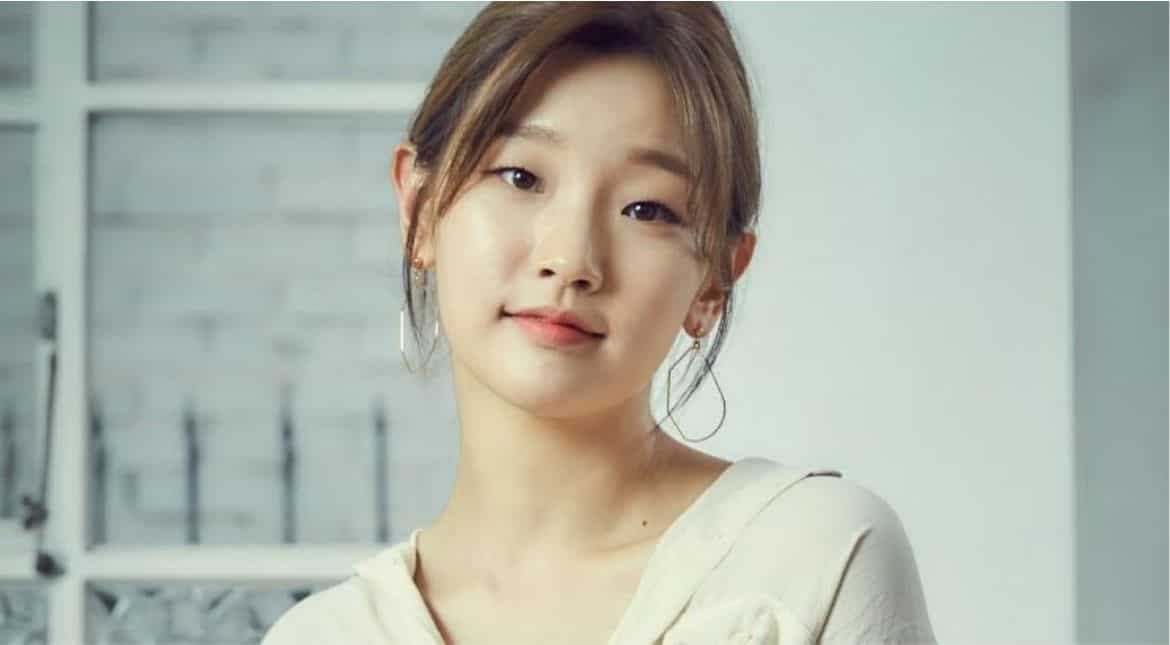 'Parasite' star Park So-dam undergoes surgery after being diagnosed with thyroid cancer 'Parasite' star Park So-dam undergoes surgery after being diagnosed with thyroid cancer