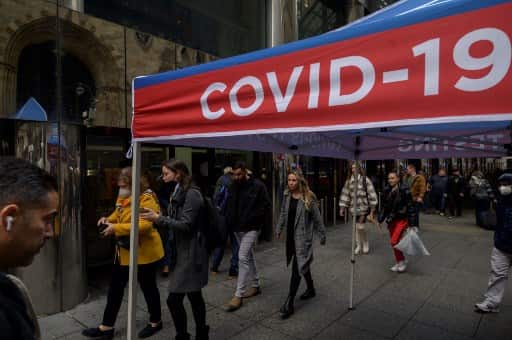 US Covid death toll tops 800,000 in global record; most who died were unvaccinated