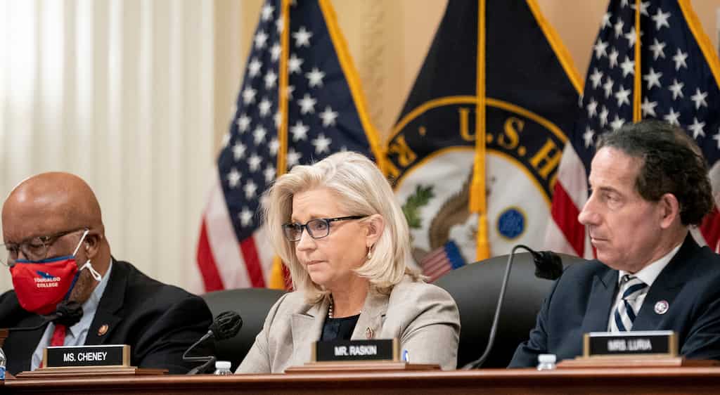 House seeks contempt charge against Meadows in January 6 inquiry