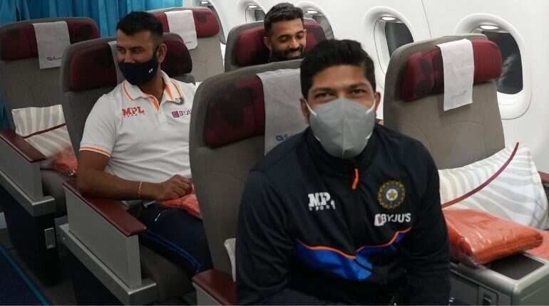 Virat Kohli led-Team India reaches Johannesburg for South Africa Tests Virat Kohli led-Team India reaches Johannesburg for South Africa Tests