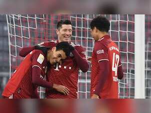 Robert Lewandowski breaks record for most goals in a calendar year as Bayern crush Wolfsburg