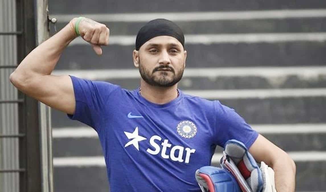 Youngest Indian to clinch 400 wickets in Tests