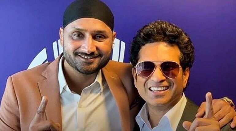 Sachin Tendulkar, Anil Kumble leads cricket fraternity in wishing Harbhajan Singh on his retirement Sachin Tendulkar, Anil Kumble leads cricket fraternity in wishing Harbhajan Singh on his retirement