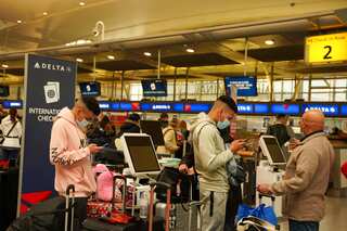Over 6,000 flights grounded globally over Christmas weekend amid Omicron surge
