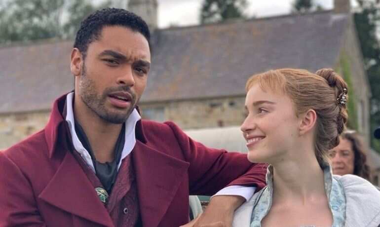 Notable mention: Phoebe Dynevor/Regé-Jean Page