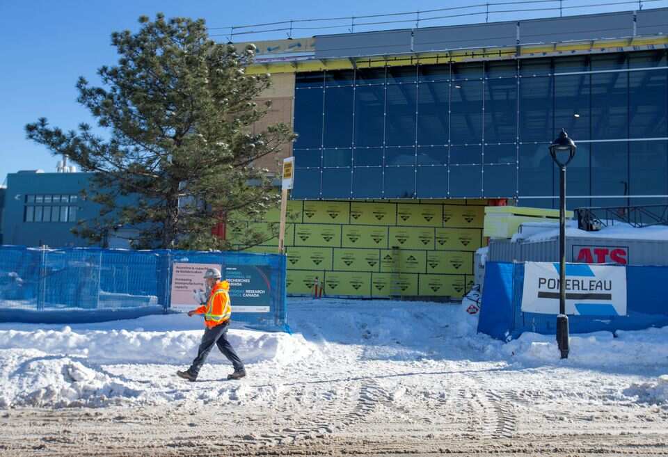 In this Canada province, health workers to continue work even after testing Covid positive