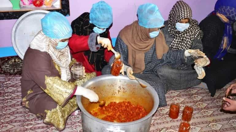 Kashmiri women set up self-help groups to earn their livelihood and become independent