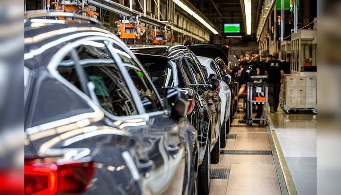 COVID pandemic impacts automotive industry