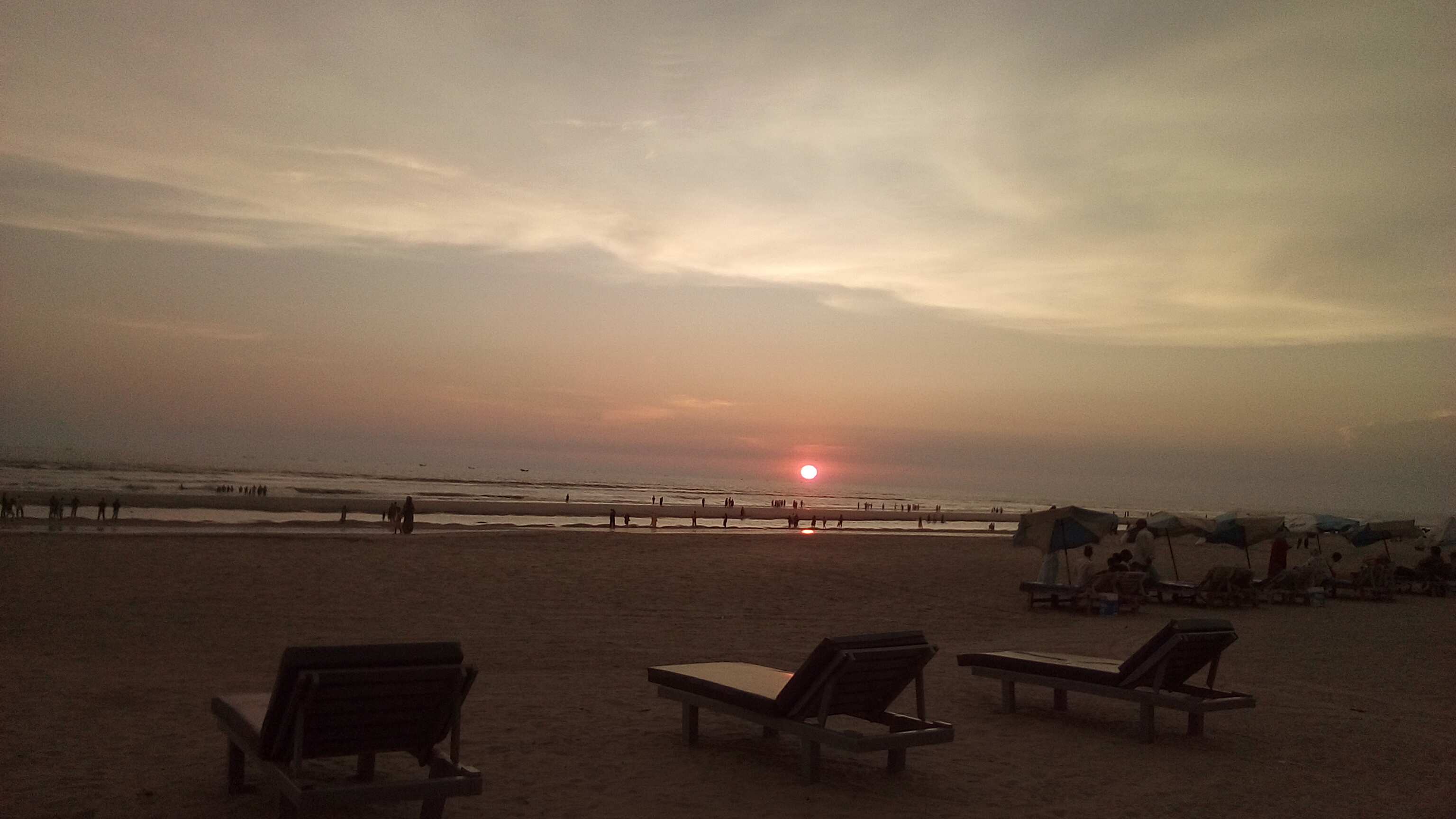 Bangladesh authorities reverse decision to open women-only beach after uproar Bangladesh authorities reverse decision to open women-only beach after uproar