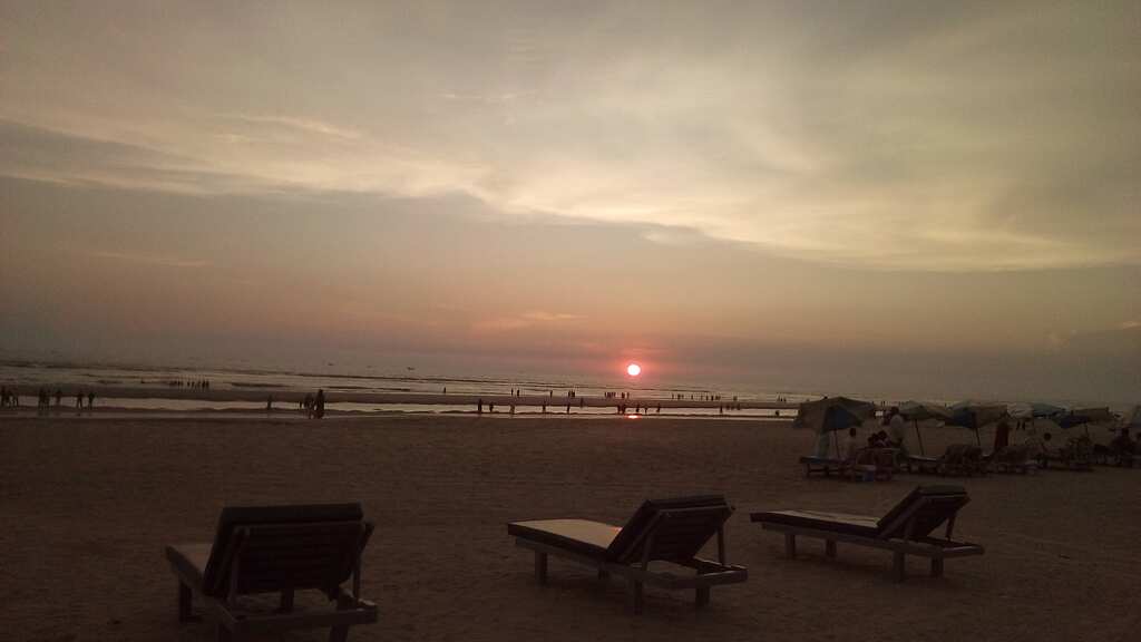 Bangladesh authorities reverse decision to open women-only beach after uproar