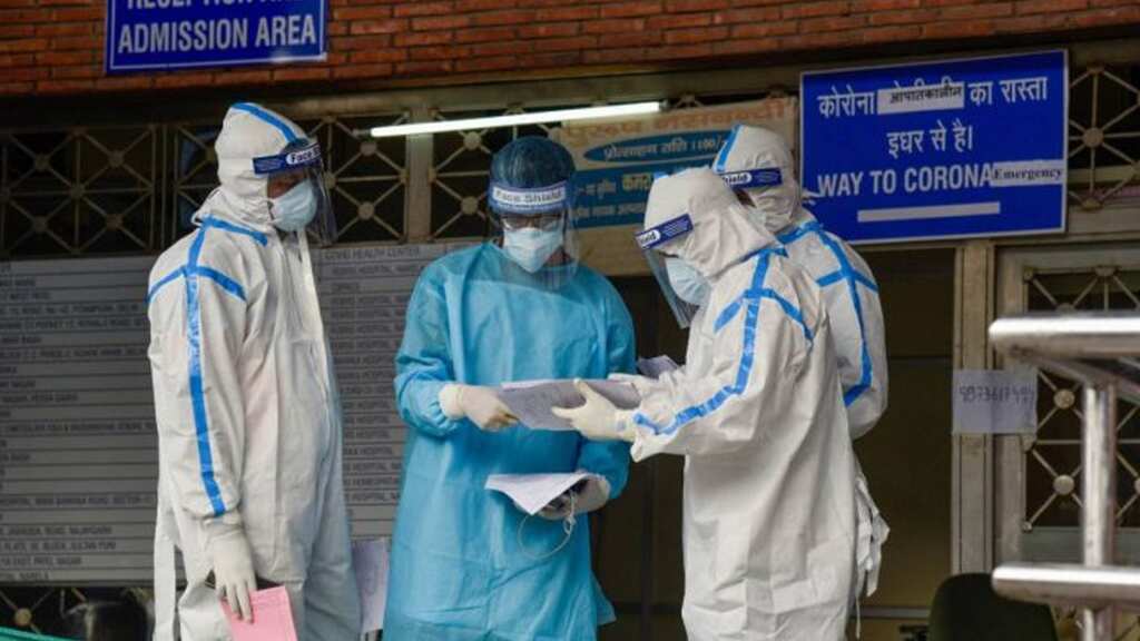COVID-19 updates from around the world amid Omicron scare