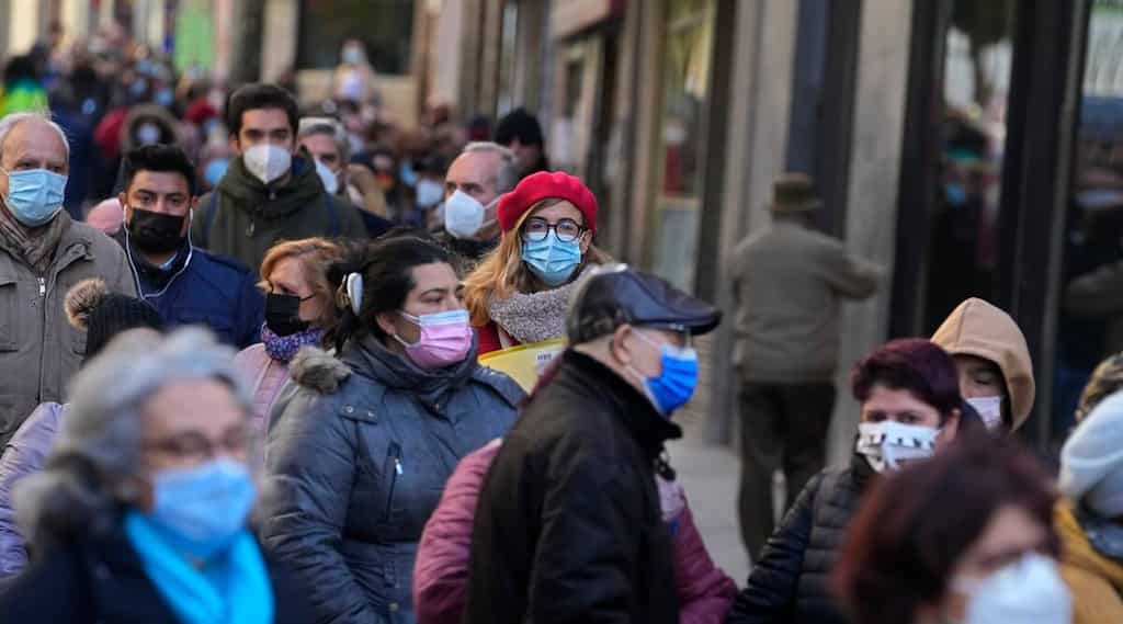 Europe: COVID-19 deaths surpass 1 million mark as Omicron variant threatens to batter the region