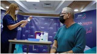 Increase in Omicron cases may help Israel gain herd immunity: Health official