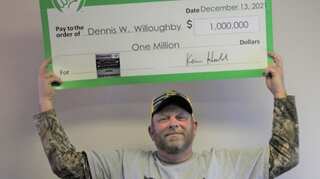 US man enters 7-Eleven for chocolate milk, exits with $1 million platinum jackpot