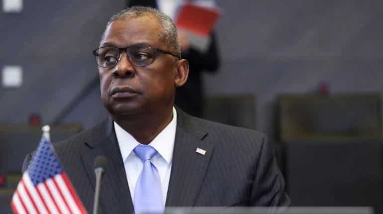 US Defense Secretary Lloyd Austin tests positive for Covid, experiences mild symptoms