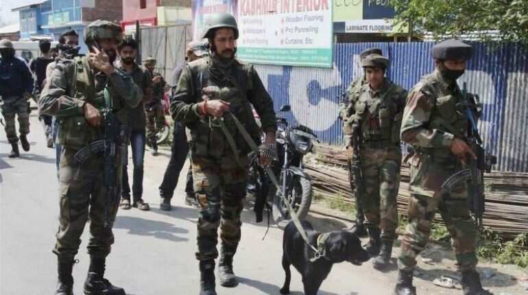 Two terrorists belonging to Lashkar-e-Taiba killed in two operations