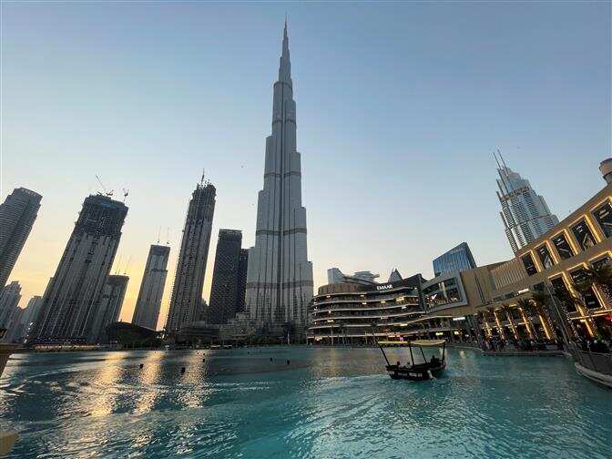 Four and half day work week begins in UAE