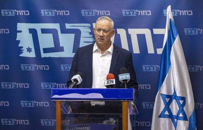 Gantz 'disappointed' with ministers criticising his meet with PA leader Abbas