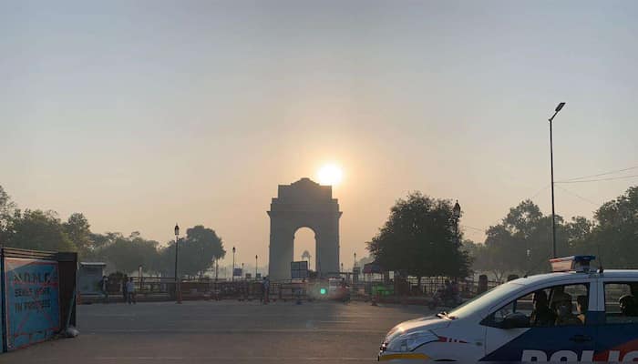 Amid Covid surge in India, national capital Delhi imposes weekend curfew